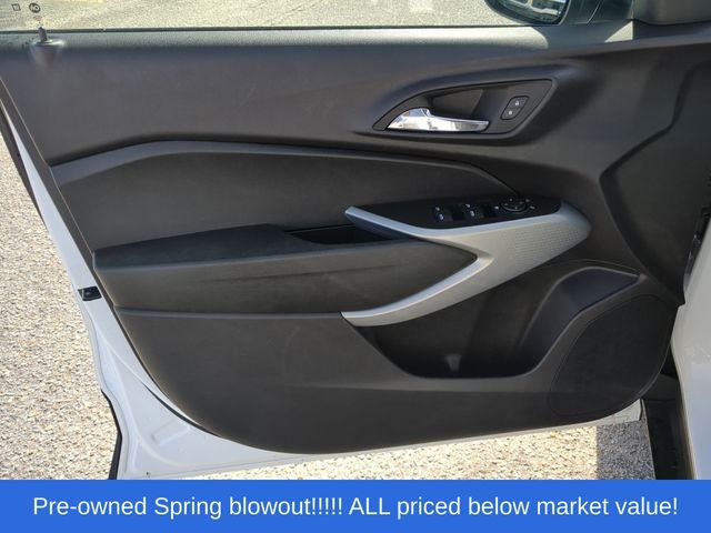 Used 2025 White Chevrolet LS image 20
