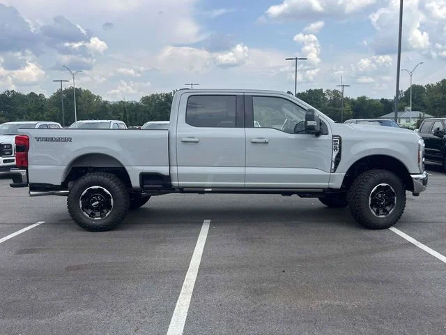 New 2026 Avalanche Ford Lariat image 2