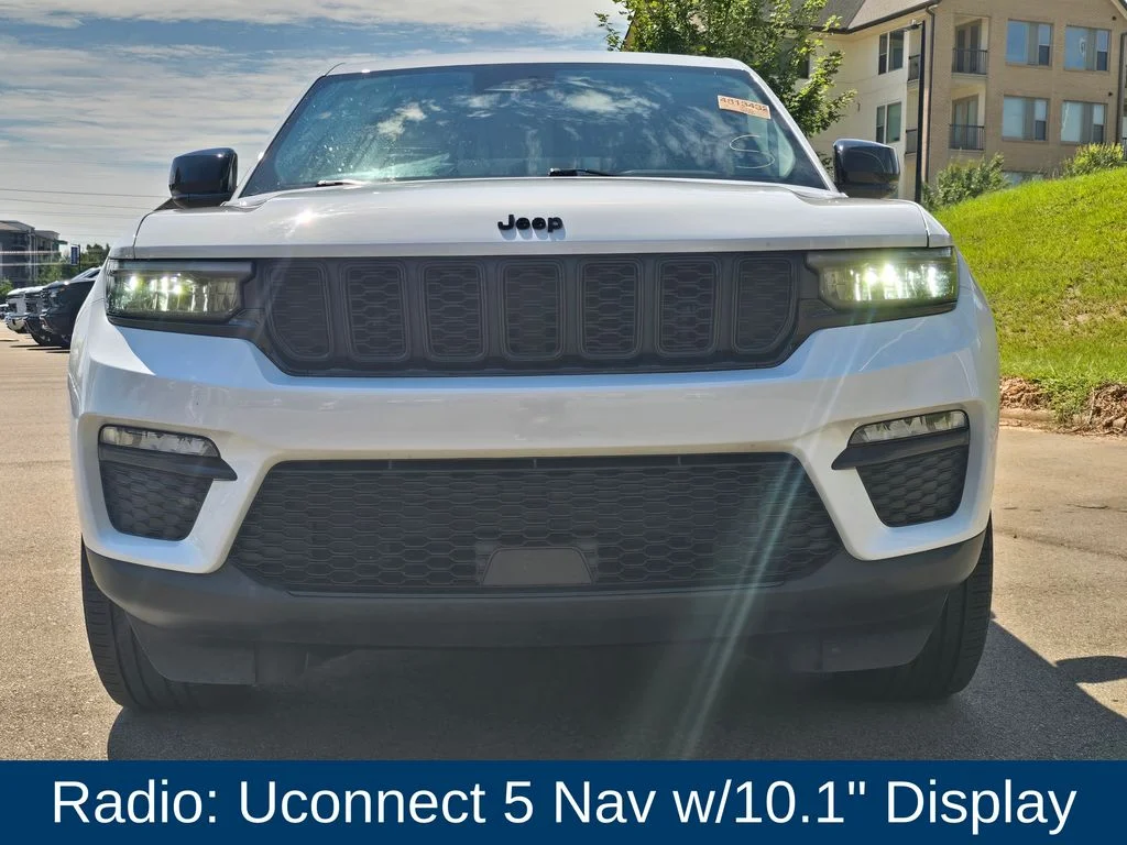 Used 2023 White Jeep Limited image 5