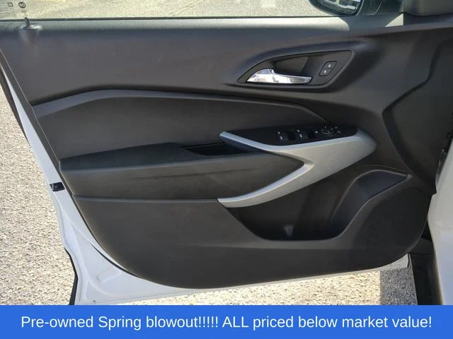Used 2025 White Chevrolet LS image 20
