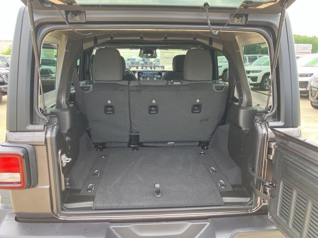 New 2026 Granite Crystal Metallic Clearcoat Jeep Willys image 26
