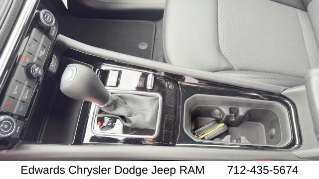 New 2026 Blue Jeep Latitude image 20