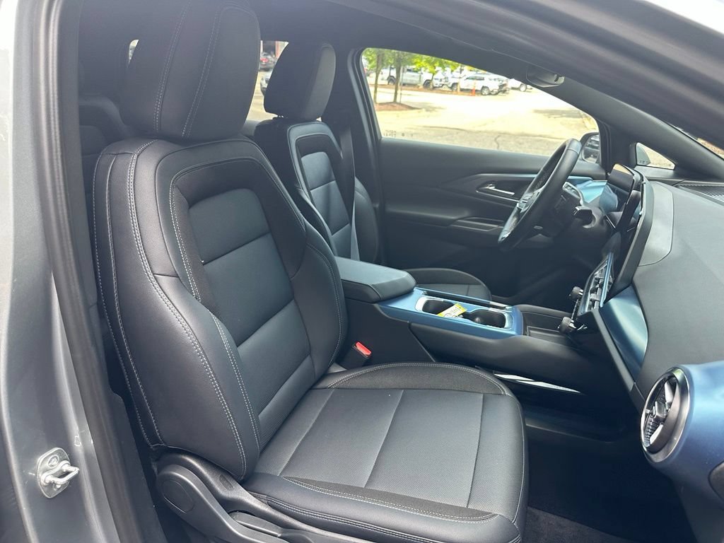 2024 Chevrolet Equinox EV LT - Photo 29