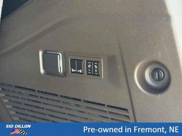 Used 2023 Onyx Black GMC Denali image 6
