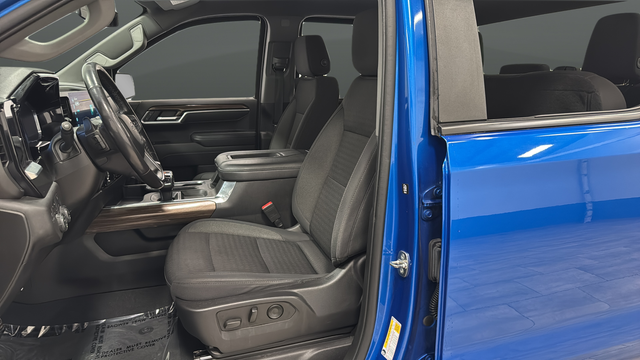 Used 2022 Glacier Blue Metallic Chevrolet RST image 9