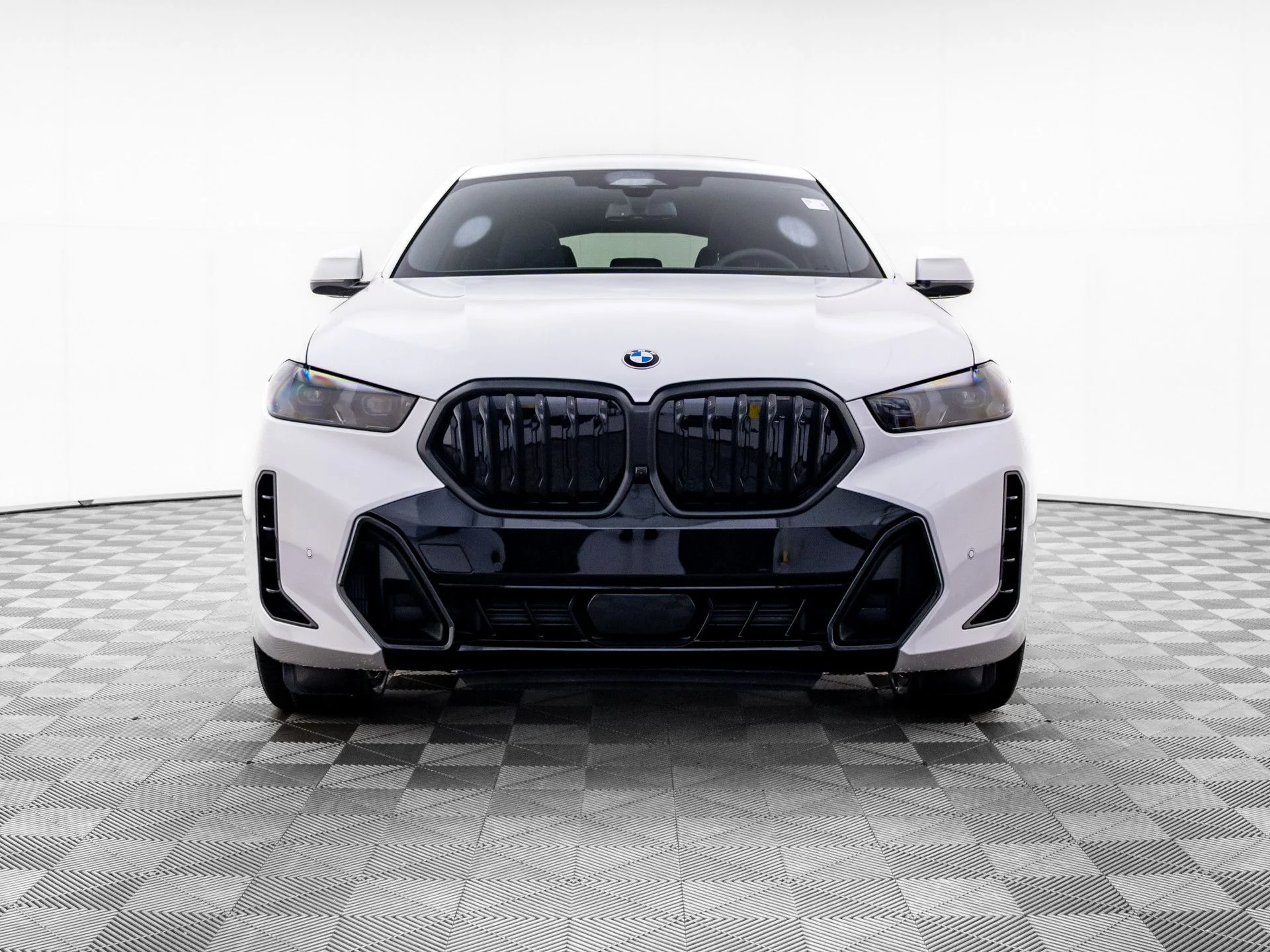 New 2027 White BMW xDrive40i image 9