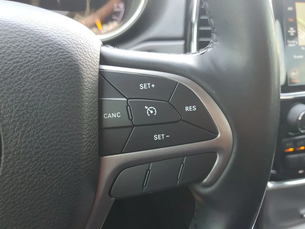 Used 2021 Black Jeep Laredo X image 16