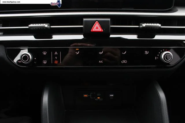 New 2026 Gray Kia LX image 32