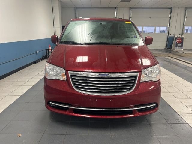 Used 2016 Chrysler Town & Country Touring with VIN 2C4RC1BG8GR142224 for sale in Stoughton, WI