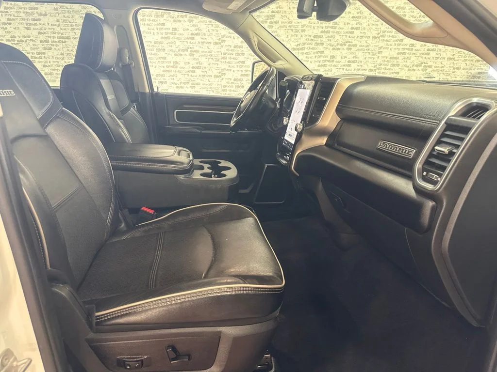 Used 2024 White Ram Laramie image 11