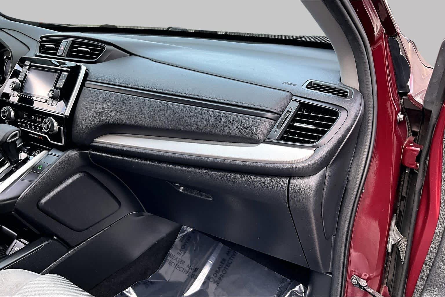 Used 2018 Basque Red Pearl II Honda LX image 19