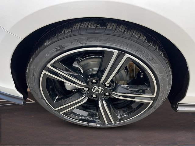 New 2026 Platinum White Pearl Honda SE image 10