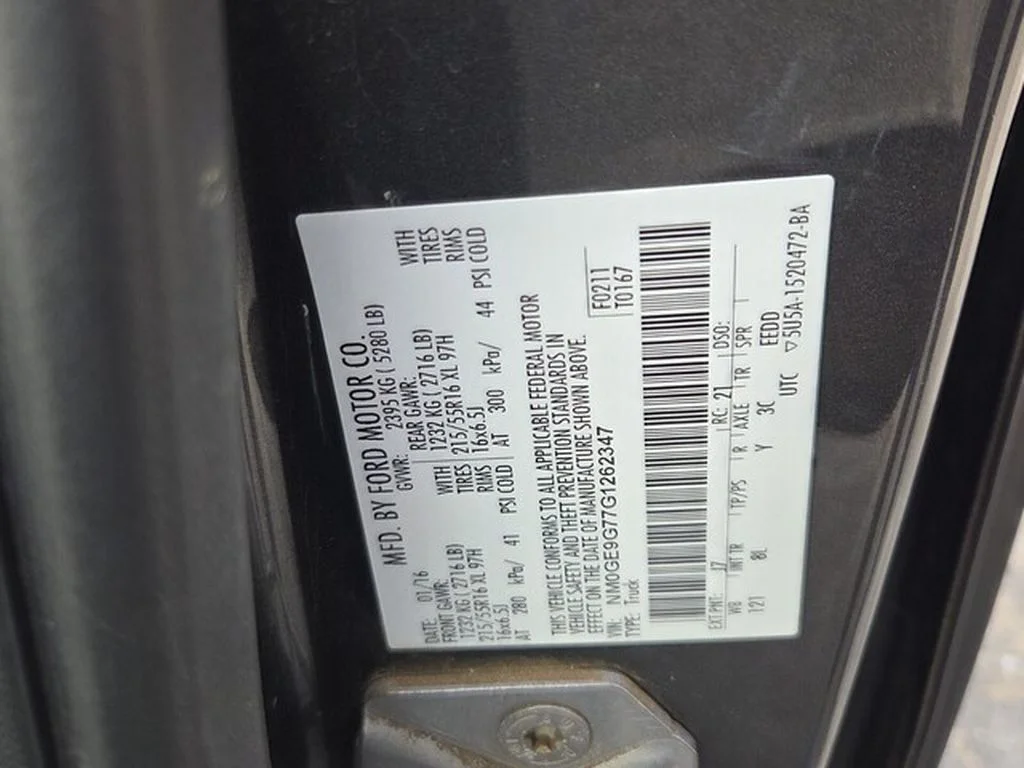 Used 2016 Magnetic Metallic Ford Titanium image 7