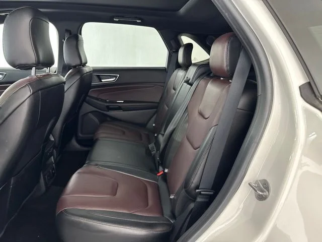 Used 2020 White Ford Titanium image 27