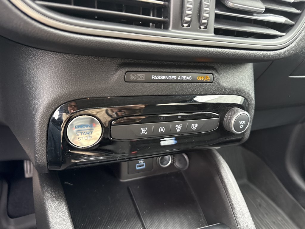 Used 2023 Gray Ford Active image 22