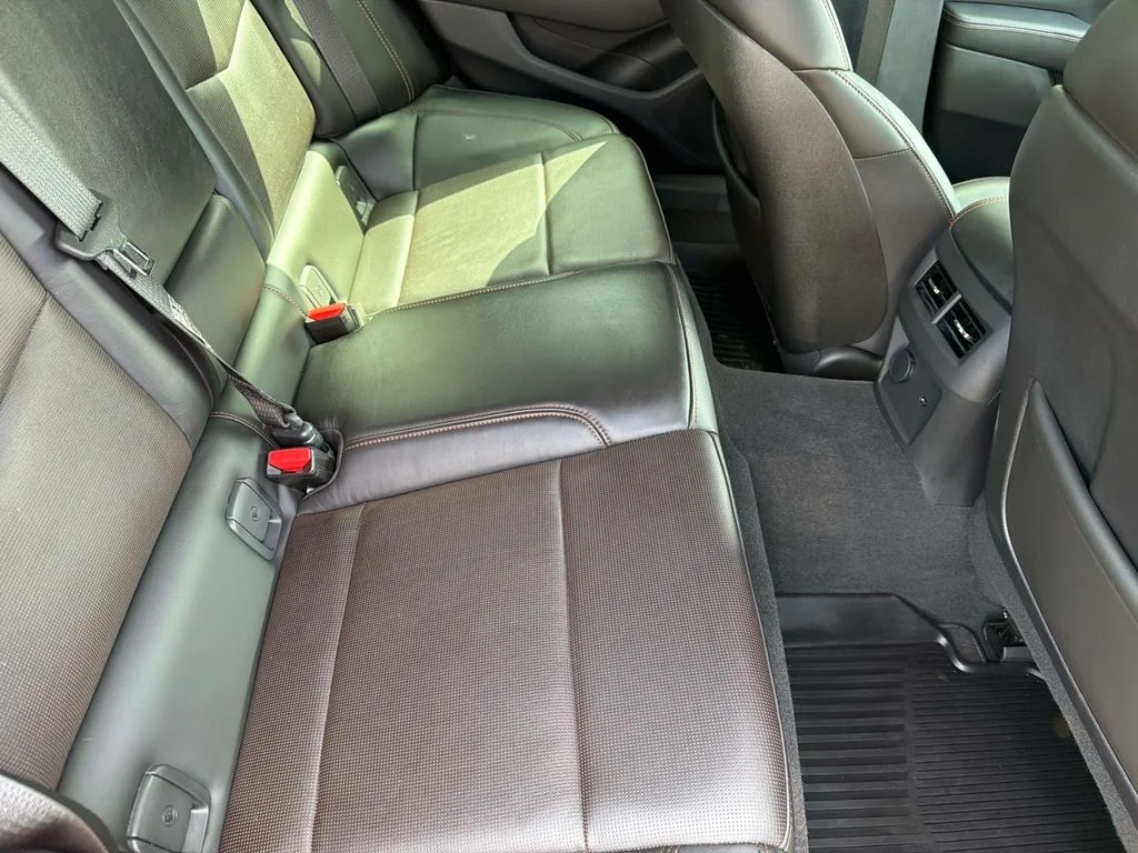Used 2020 Royal Spice Metallic Cadillac V-Series image 24