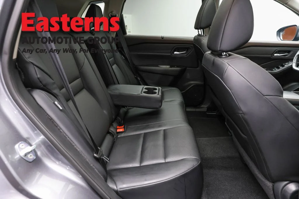 Used 2023 Gray Nissan SV image 23