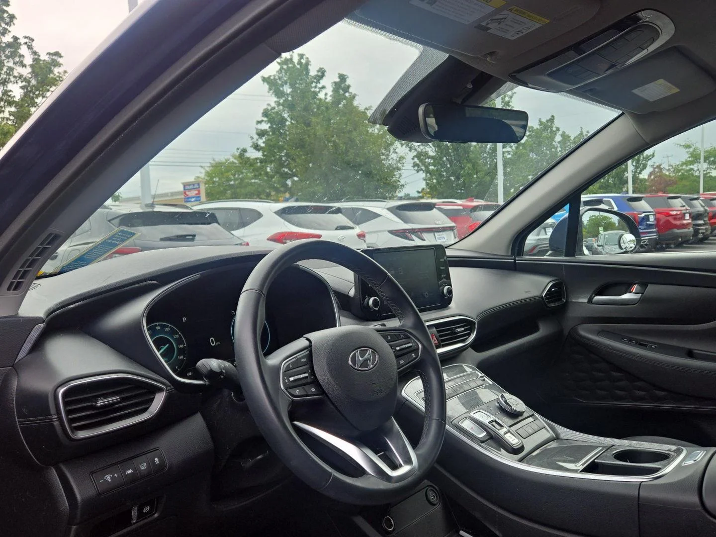 Used 2022  Hyundai SEL image 3