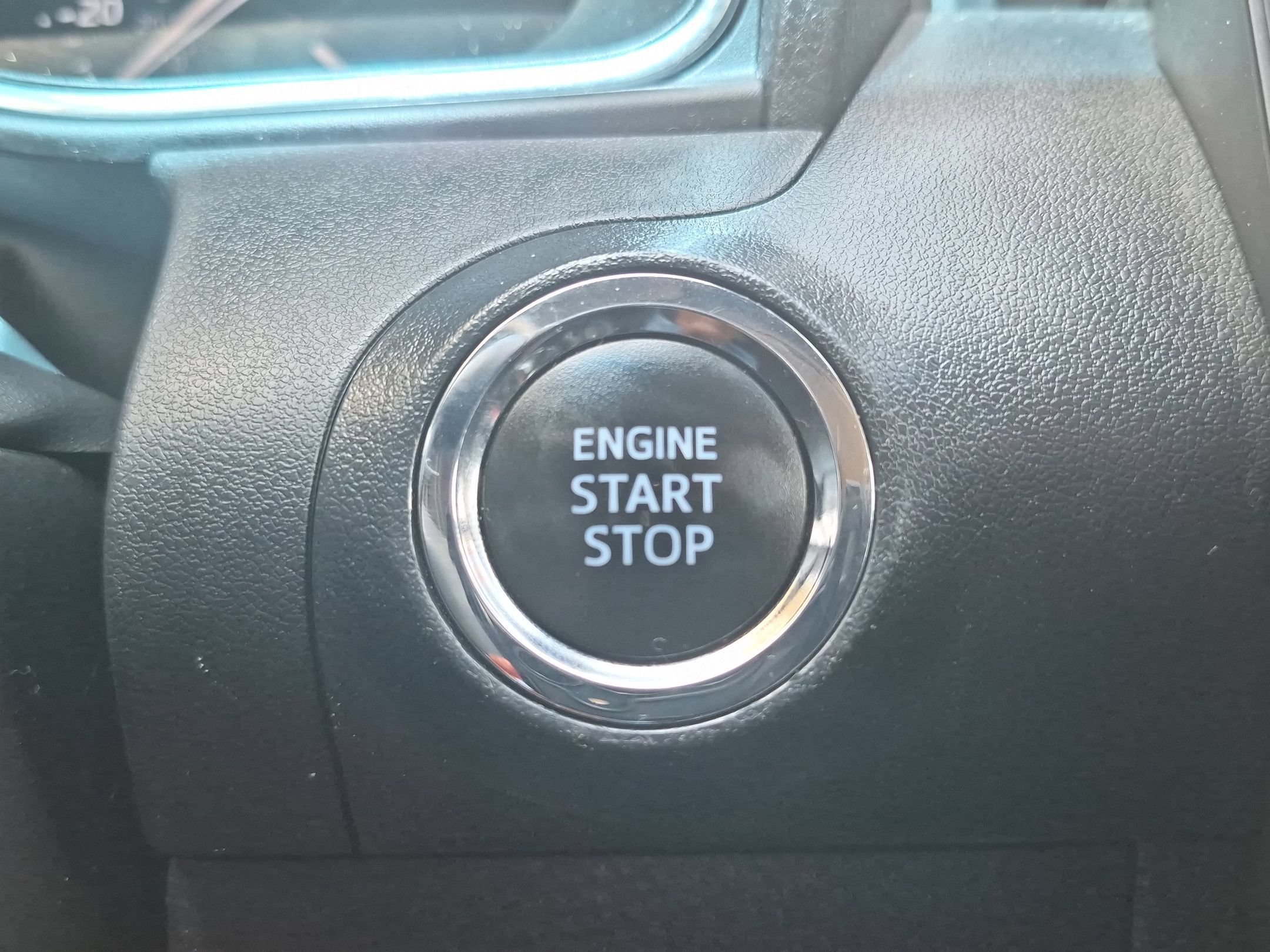 Used 2019 Midnight Black Metallic Toyota XLE image 16
