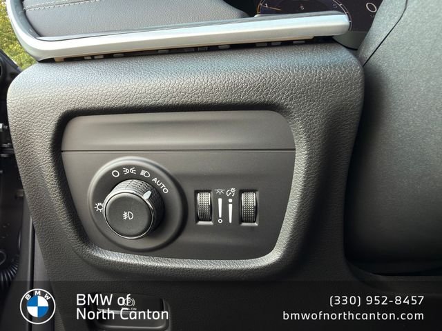 Used 2026 Gray Metallic Jeep Limited Reserve image 17