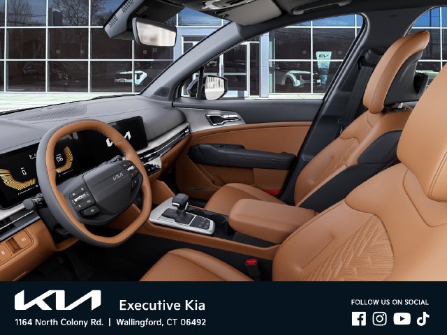 New 2027 Glacial White Pearl / Black Ro Kia X-Line image 17