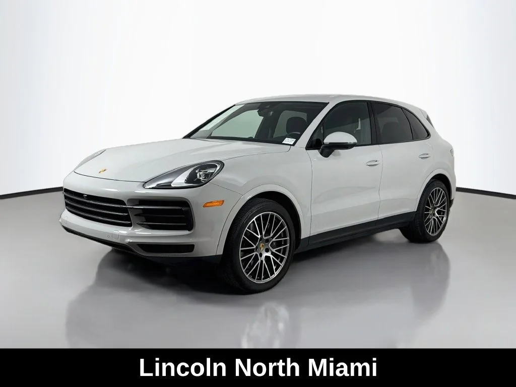 2023 Porsche Cayenne Base