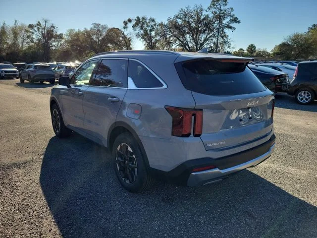 New 2026 Wolf Gray Kia S image 3