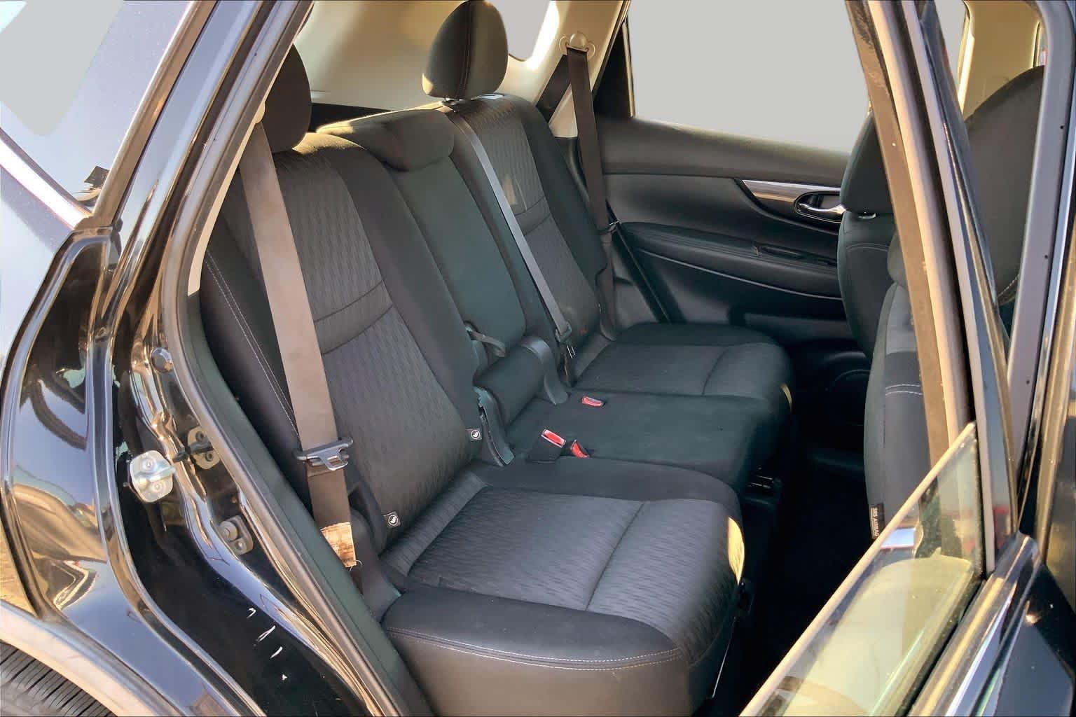 Used 2017 Magnetic Black Nissan S image 17