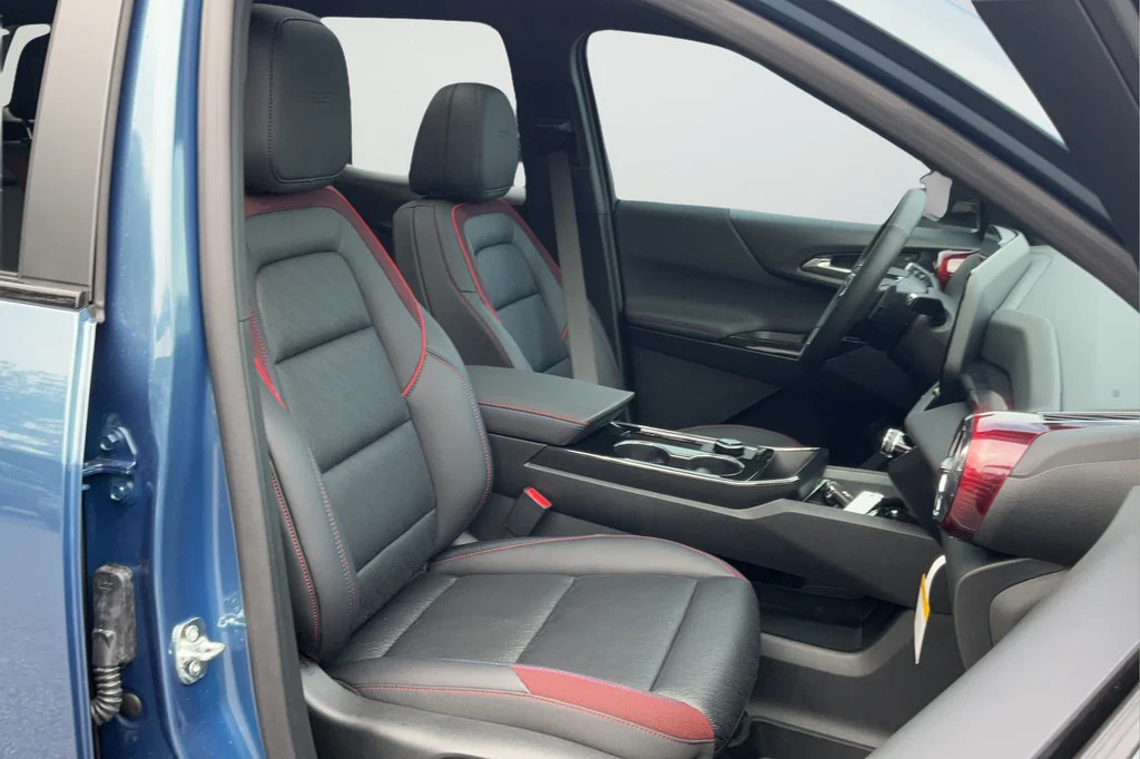 2026 Chevrolet Equinox RS - Photo 18