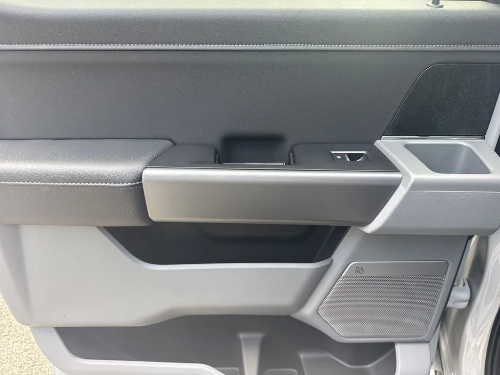New 2026 Avalanche Ford F-250® XLT image 21