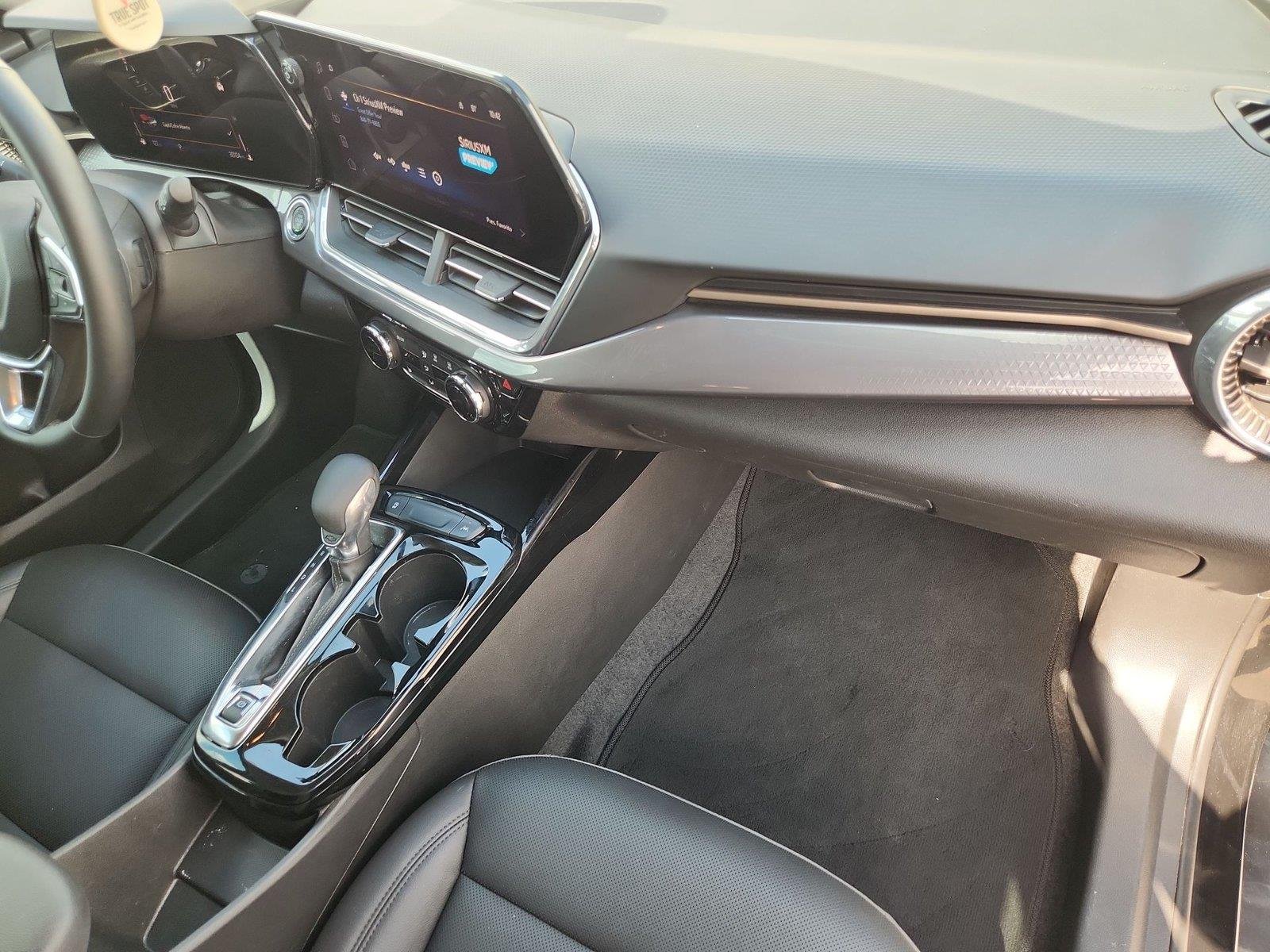 2025 Chevrolet Trax Activ - Photo 26