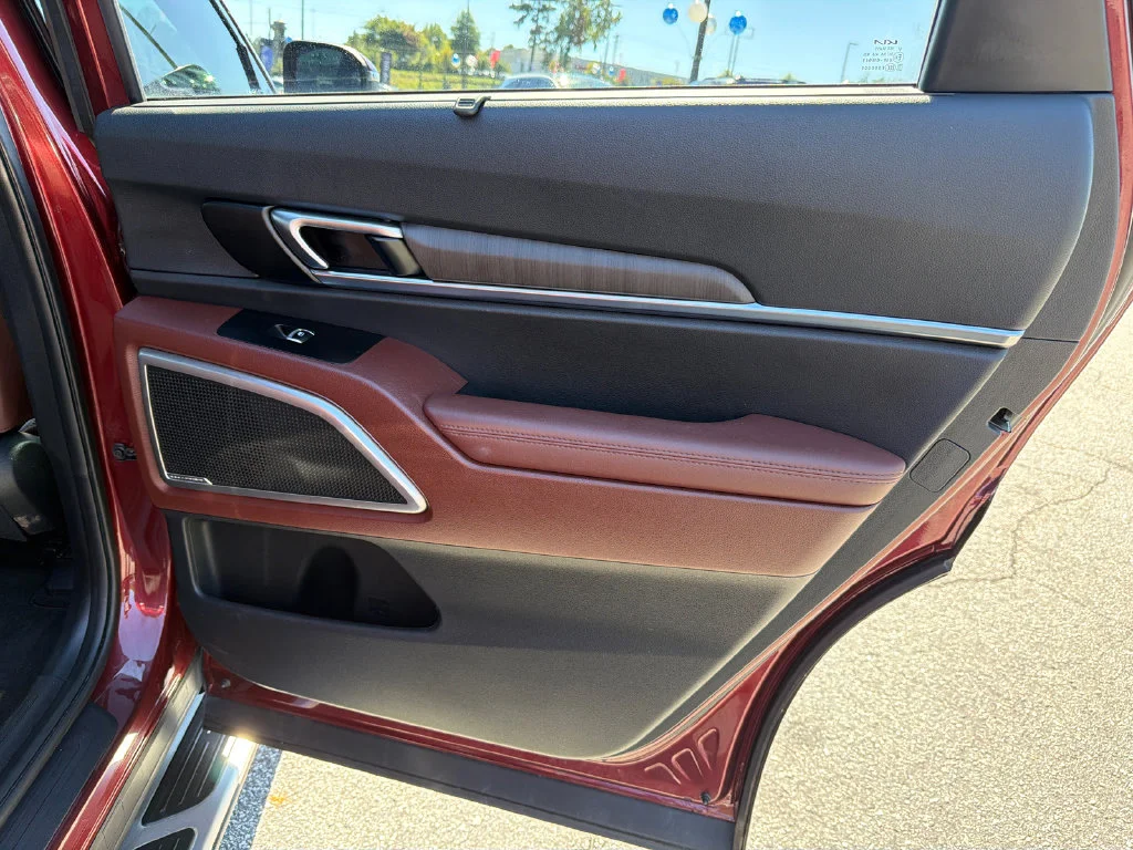 Used 2024 Red Kia EX image 16