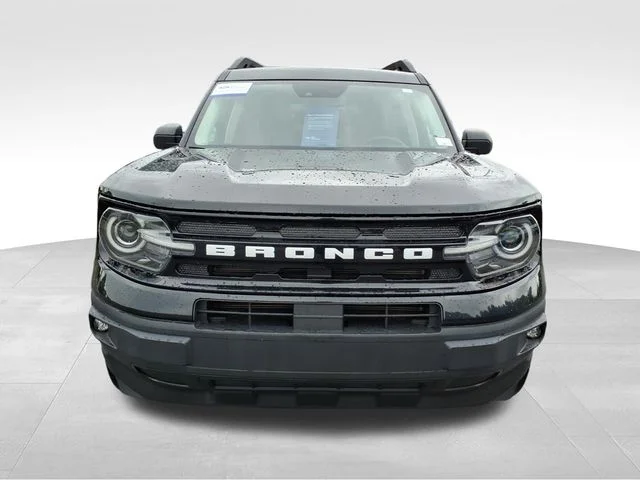 Used 2023 Black Ford Outer Banks image 15