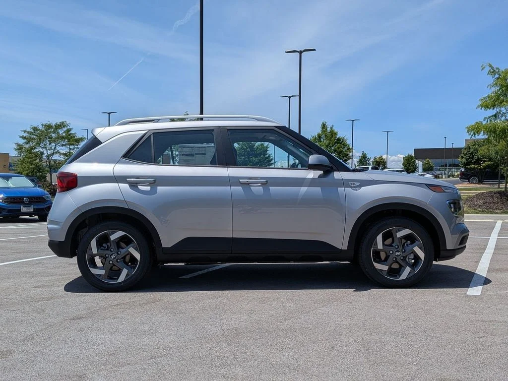 New 2026 Silver Hyundai SEL image 8