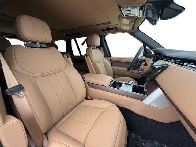 New 2026 Belgravia Green Land Rover SE image 16