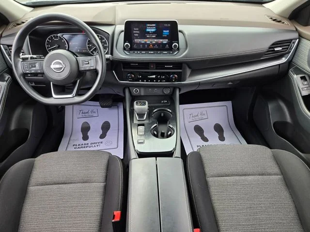 Used 2023 Gray Nissan SV image 14