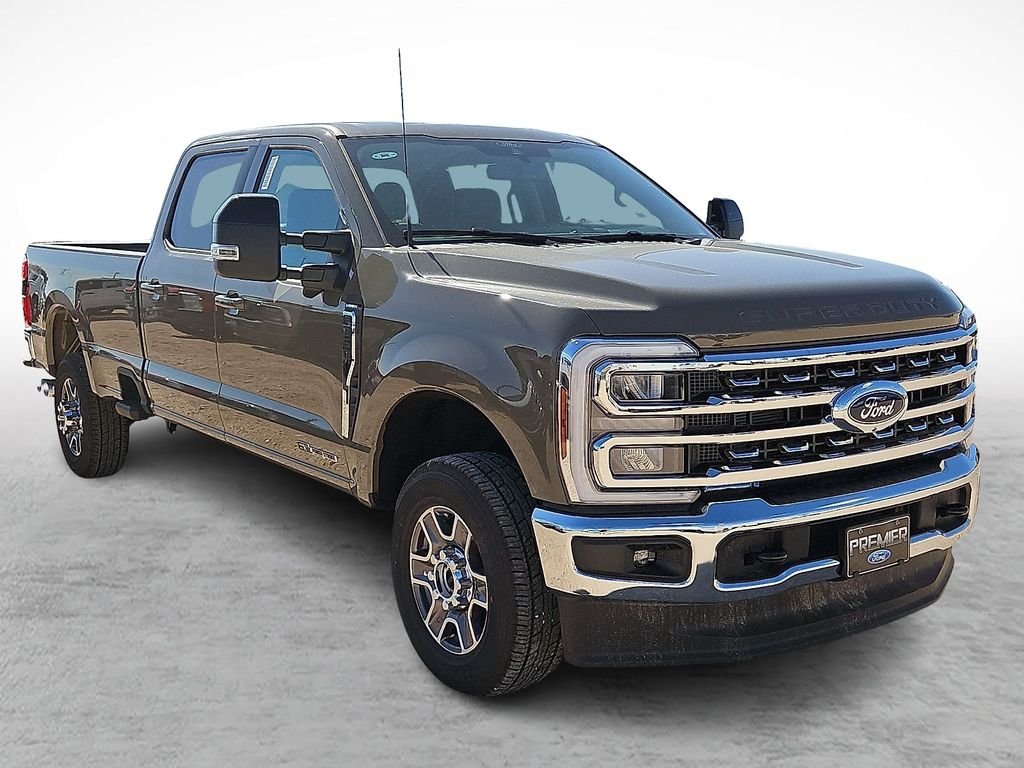 2026 Ford Super Duty F-350 Lariat