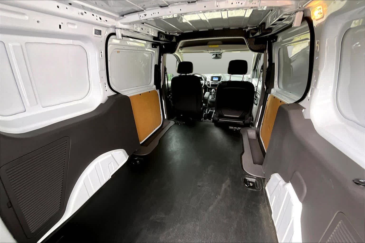 Used 2019 Frozen White Ford XL image 20