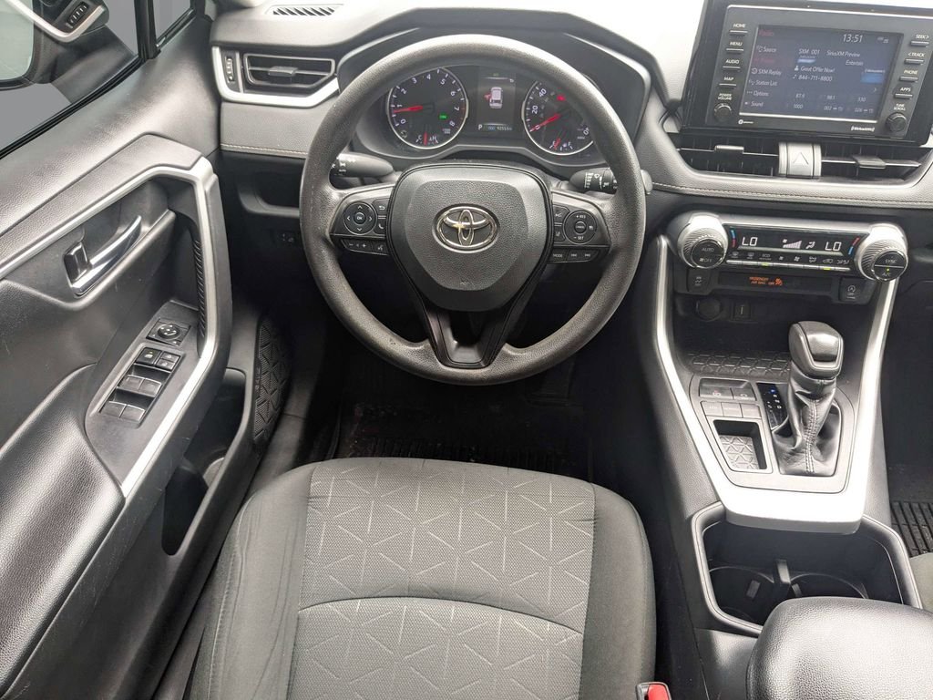 Used 2022 White Toyota XLE image 16