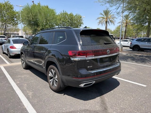 Used 2025 Deep Black Volkswagen 2.0T SE image 11