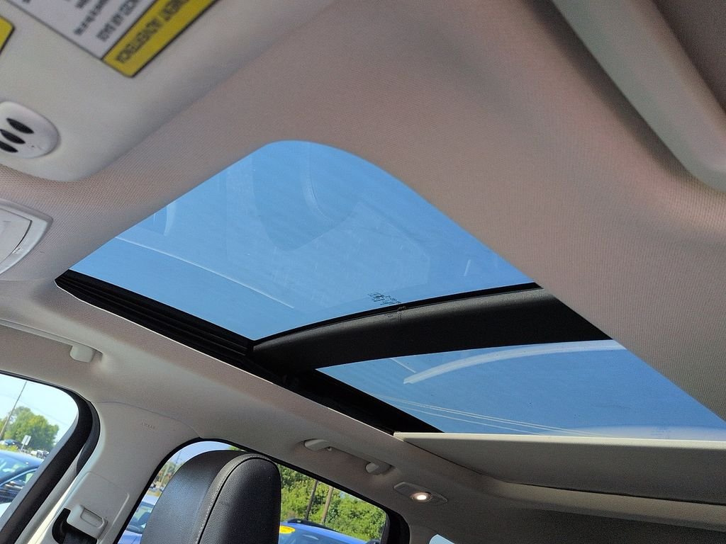 Used 2017 Gray Ford Titanium image 10