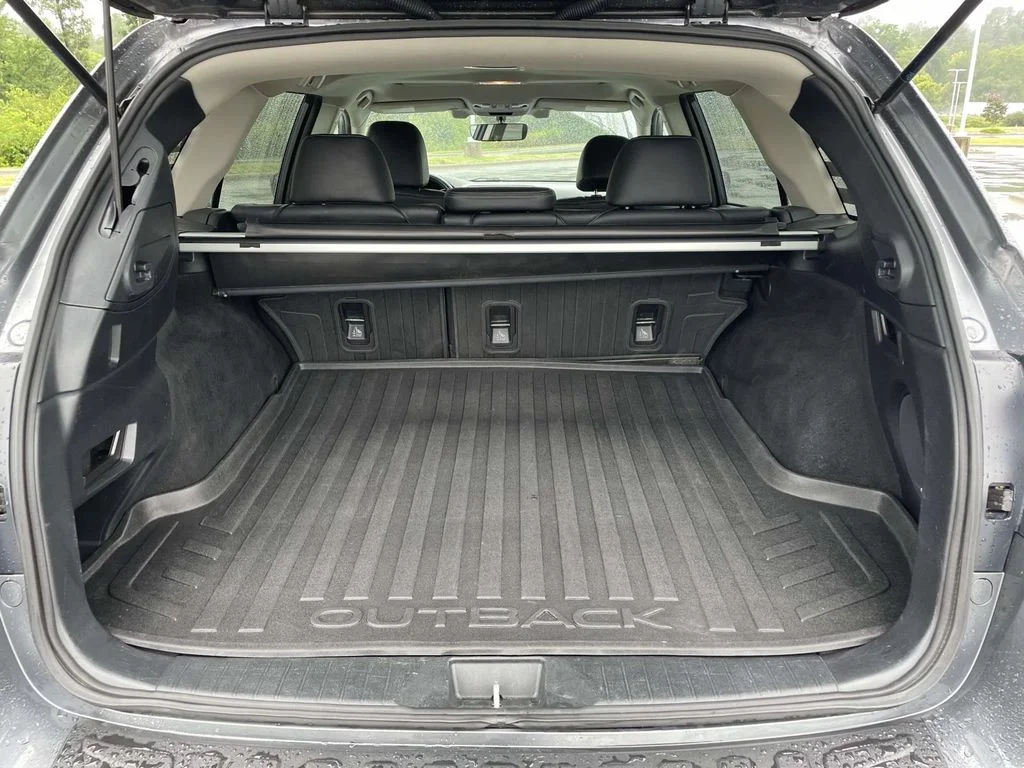 2019 Subaru Outback Limited - Photo 32