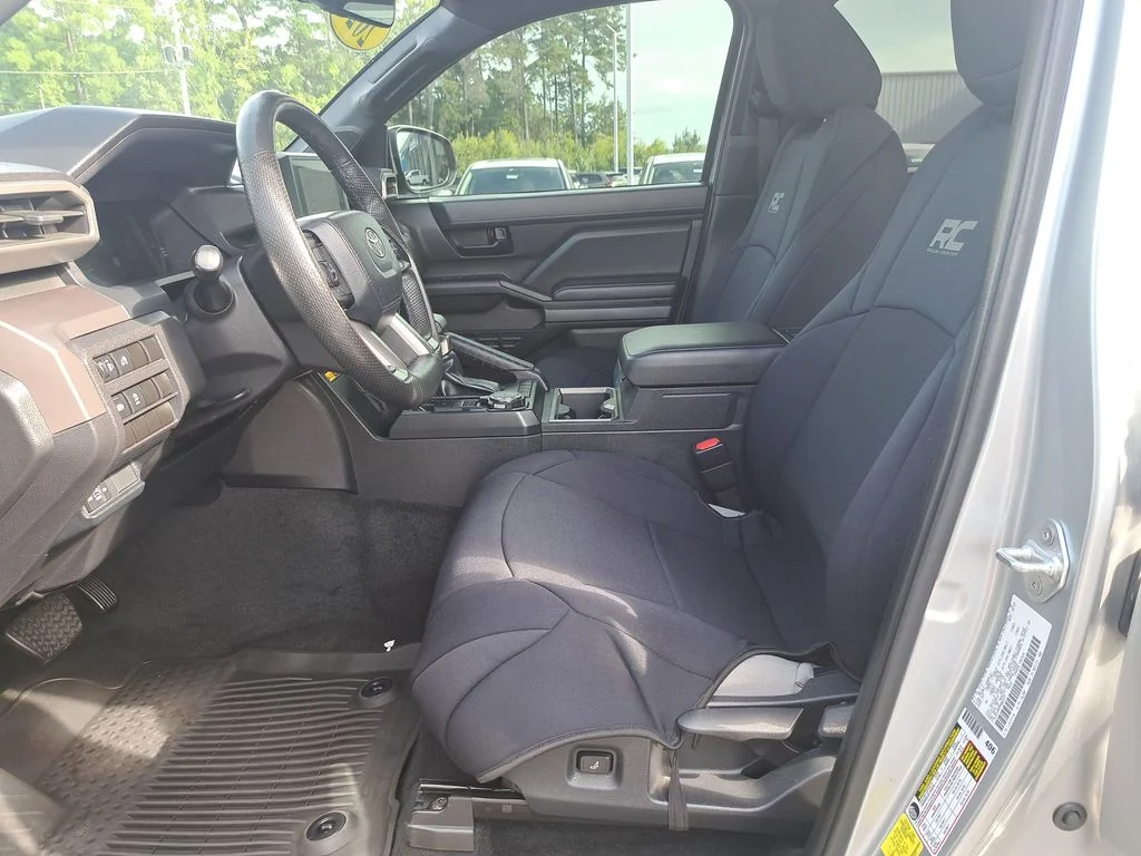2024 Toyota Tacoma SR5 - Photo 21