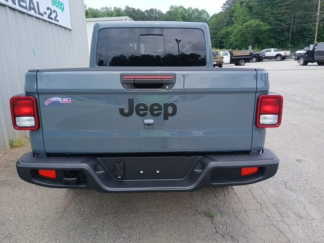 New 2026 Anvil Clearcoat Jeep Sport S image 4
