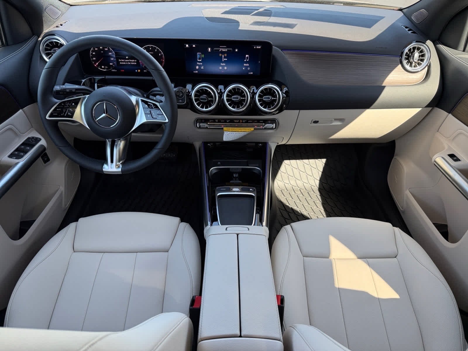 Used 2026 Night Black Mercedes-Benz GLA 250 image 12