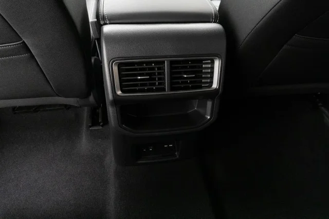 2026 Volkswagen Atlas Cross Sport SE w/Tech - Photo 20
