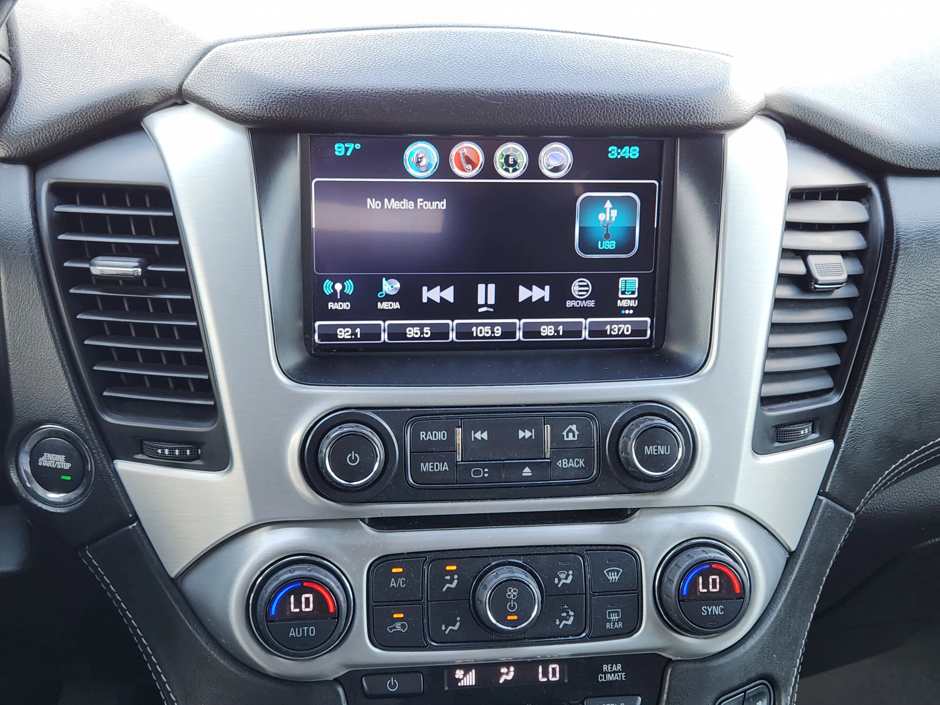 Used 2018 Onyx Black GMC SLT image 16