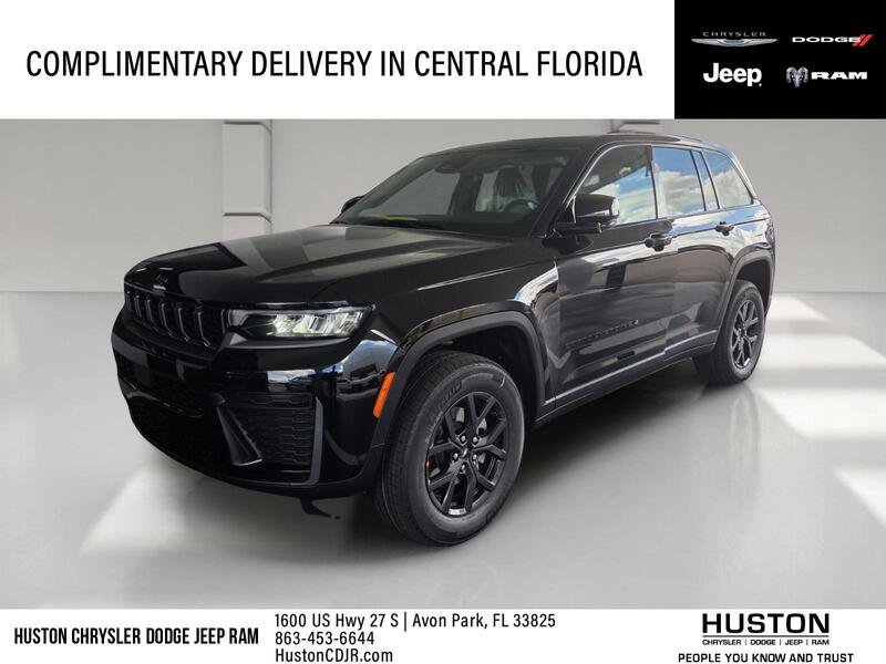 2027 Jeep Grand Cherokee Laredo