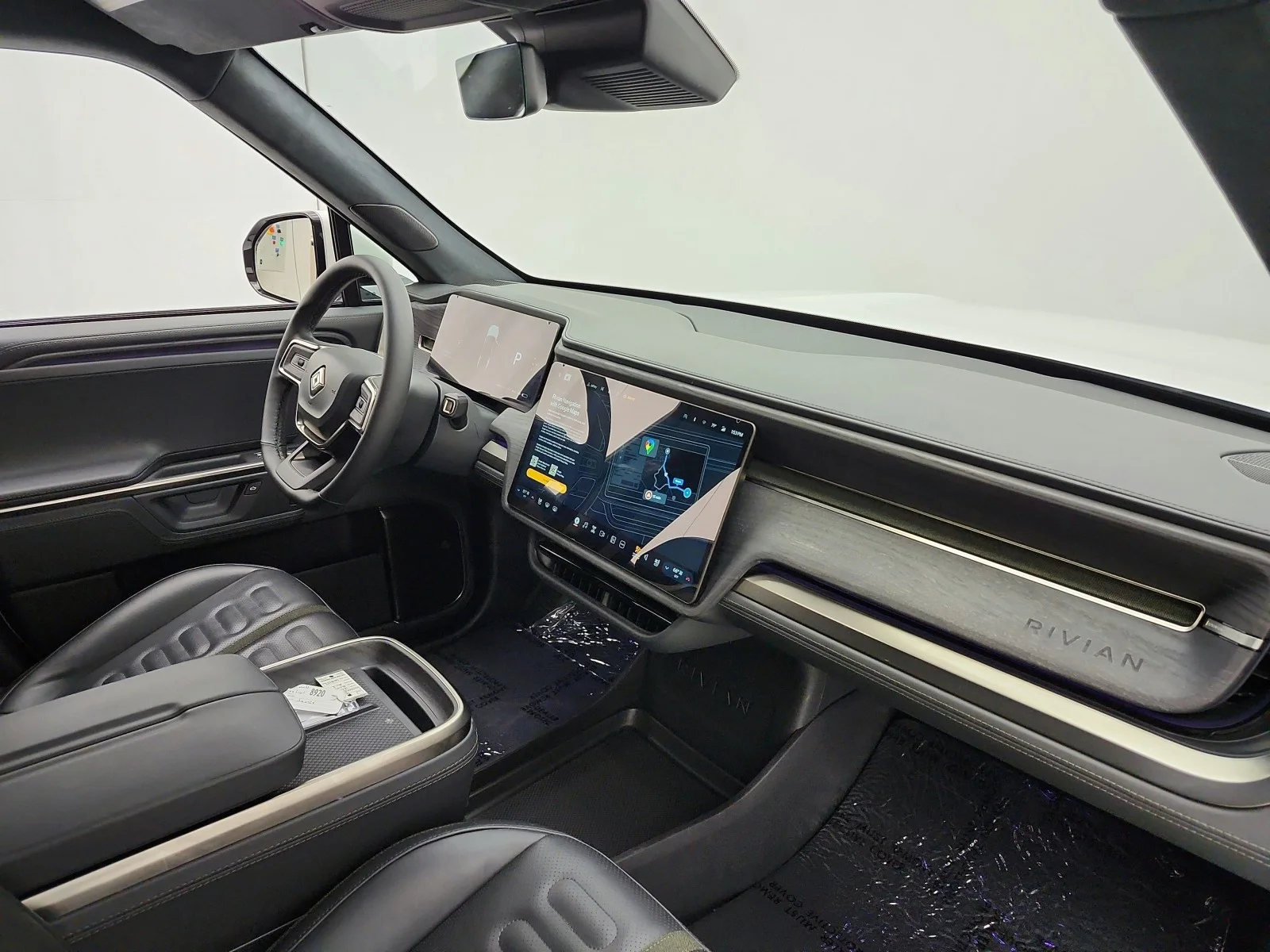 Used 2025 WHITE Rivian Adventure Dual-Motor Large Pack image 17