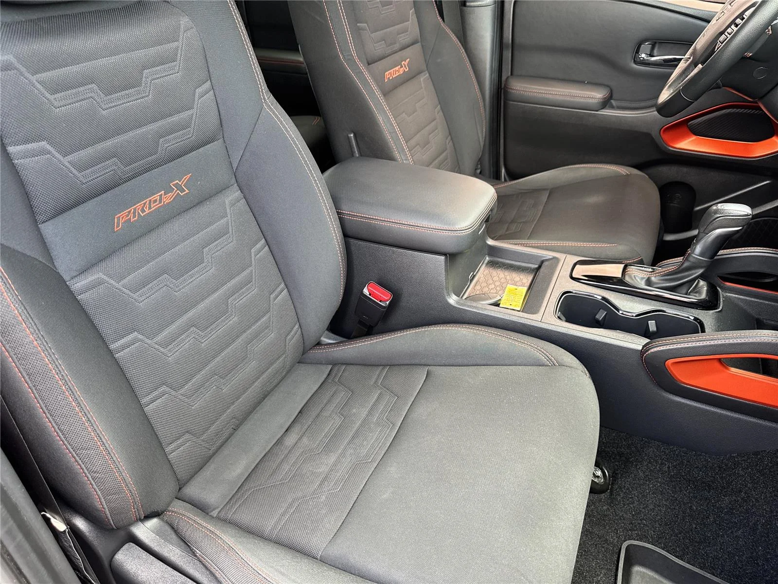 Used 2022 Super Black Nissan PRO-X image 35